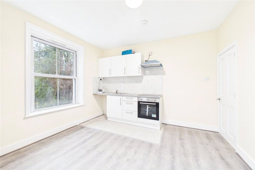 Property photo 2 of 7 Picture No. 04