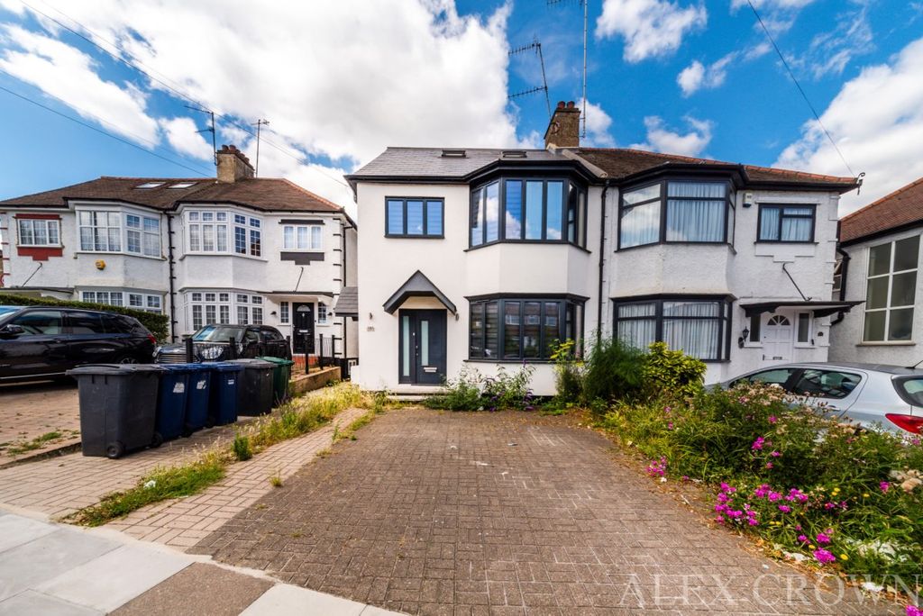 Property photo 1 of 14