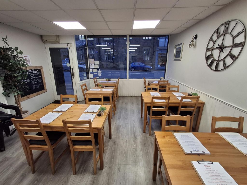 Property photo 2 of 7 Photo 1