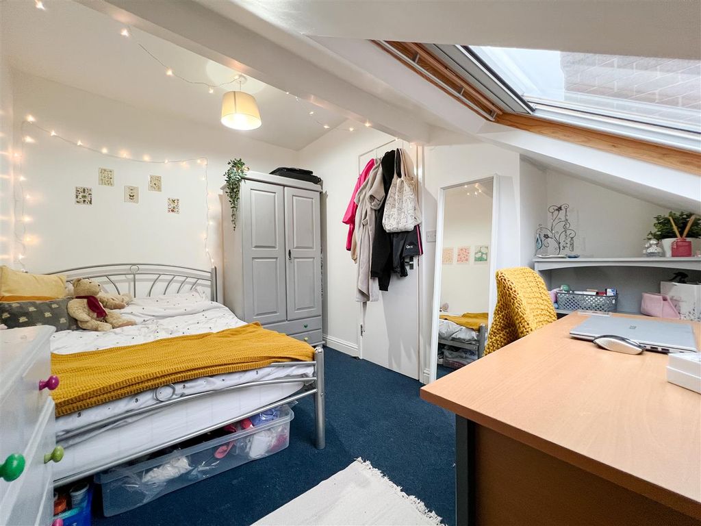 Property photo 1 of 11 Img_0845.Jpg