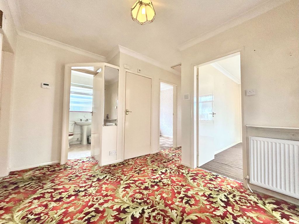 Property photo 3 of 24