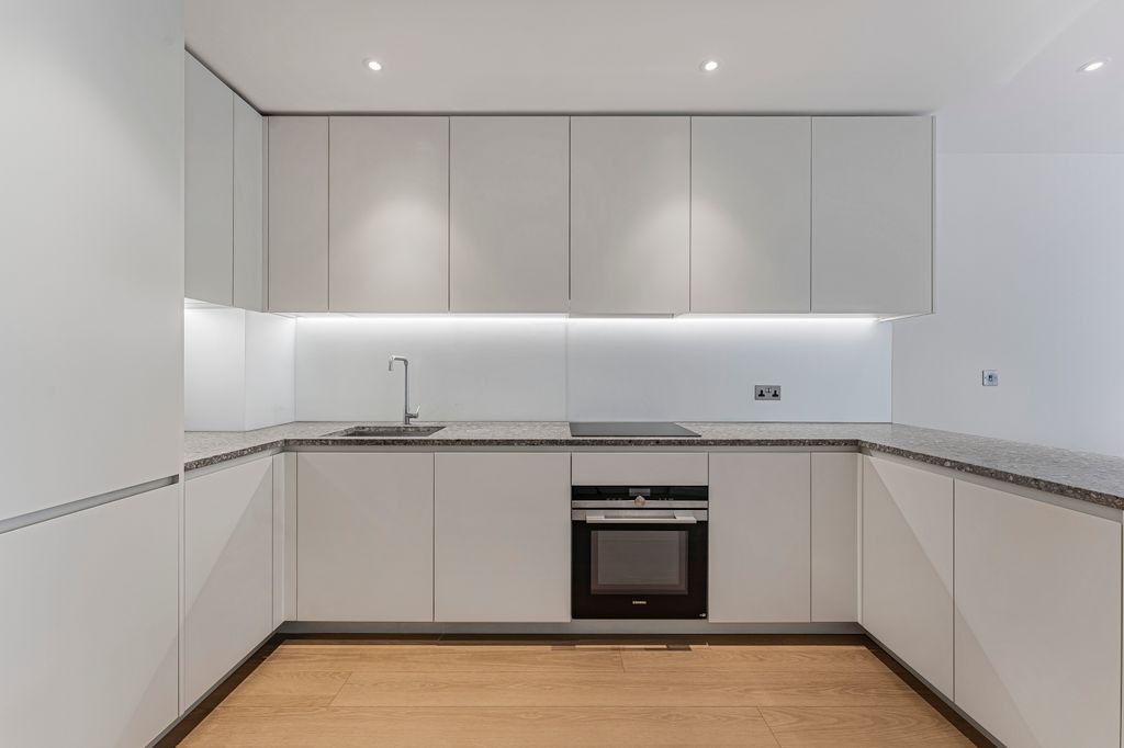 Property photo 3 of 8 3.Jpg