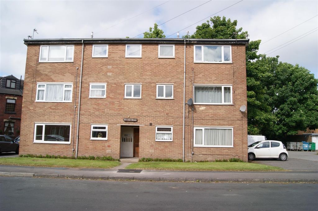 Property photo 1 of 5