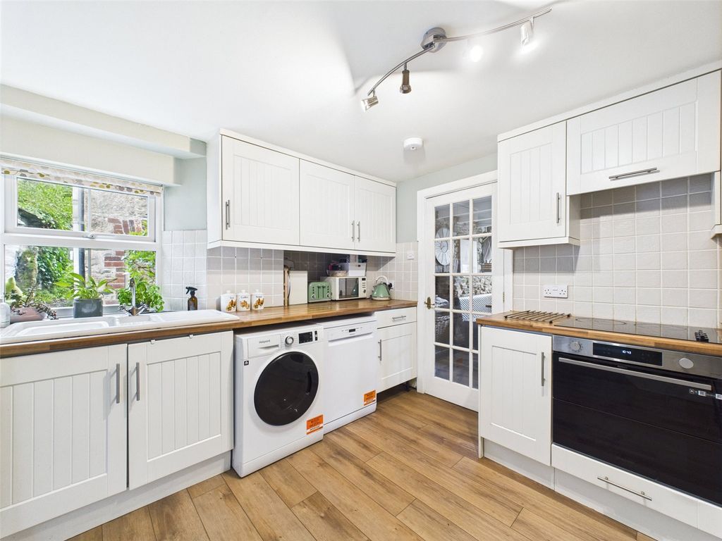 Property photo 2 of 11 Picture No. 06