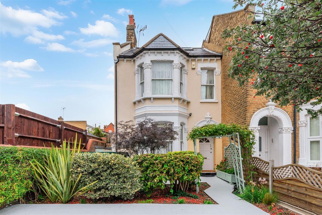 Property photo 1 of 13