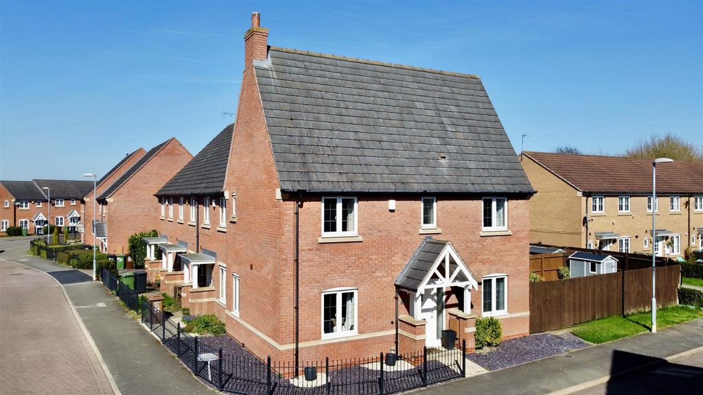 Property photo 1 of 18 1
