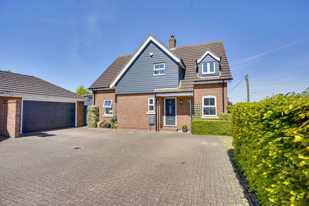 Property photo 1 of 31
