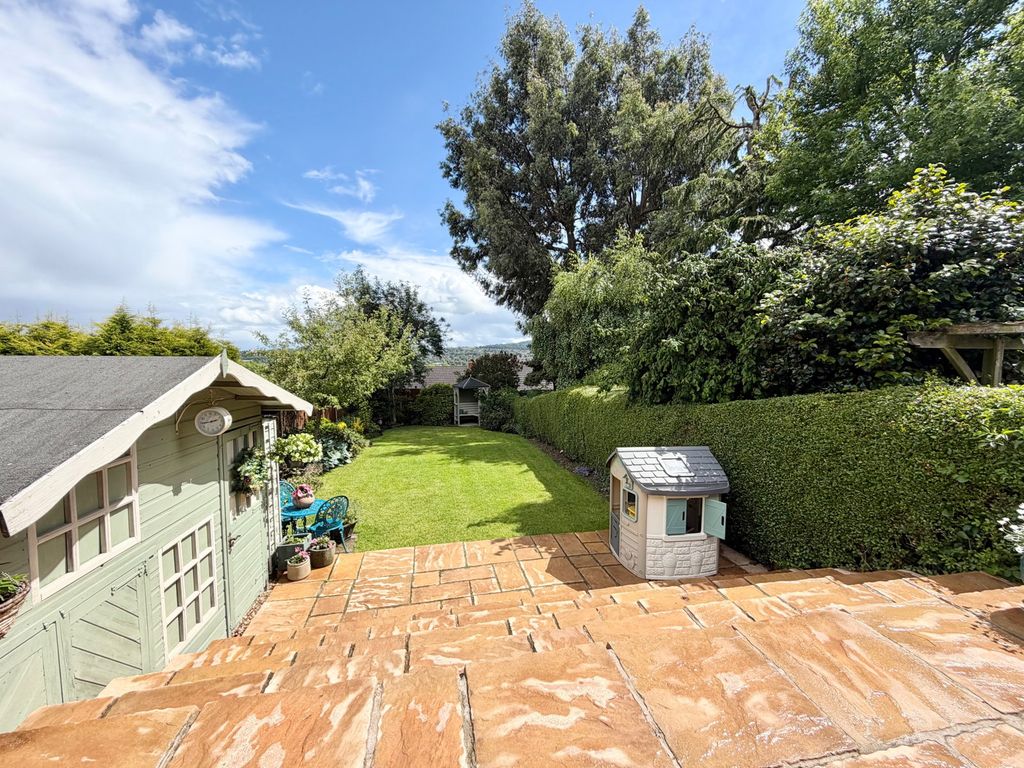 Property photo 2 of 38