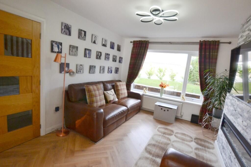 Property photo 3 of 34