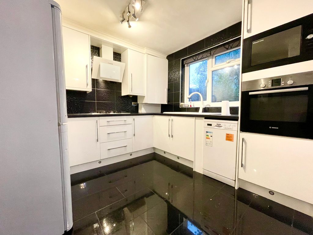 Property photo 1 of 29