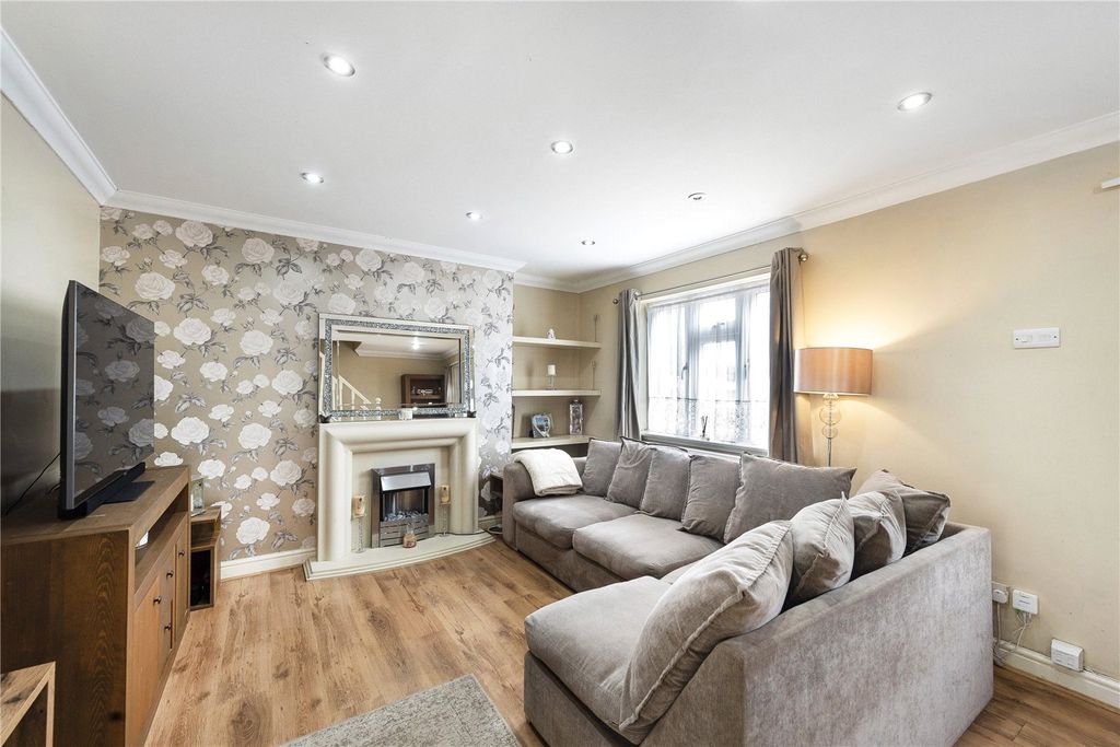 Property photo 2 of 17 Picture No. 04