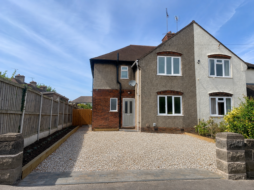 Property photo 1 of 10 Front