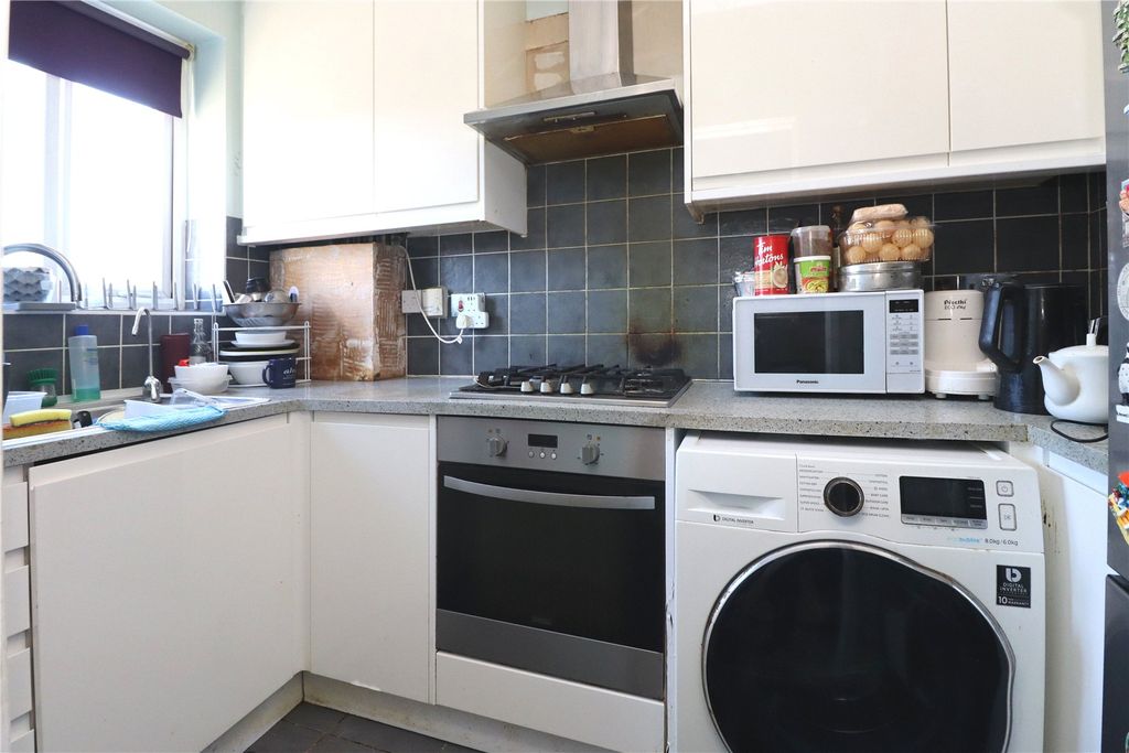 Property photo 2 of 7 Picture No. 01