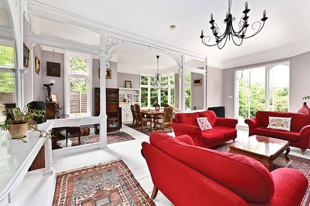 Property photo 2 of 16 2 The Oaks (21)