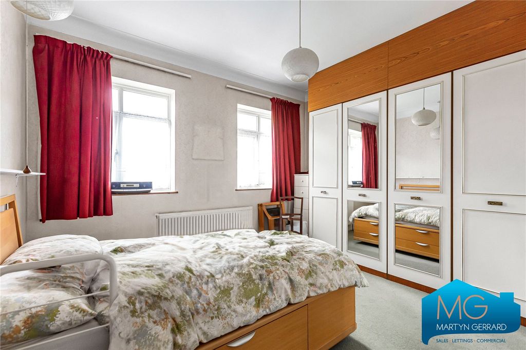 Property photo 3 of 13 Picture No. 23