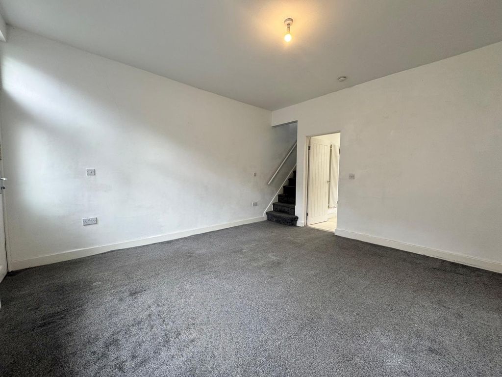 Property photo 3 of 10 Picture No. 08