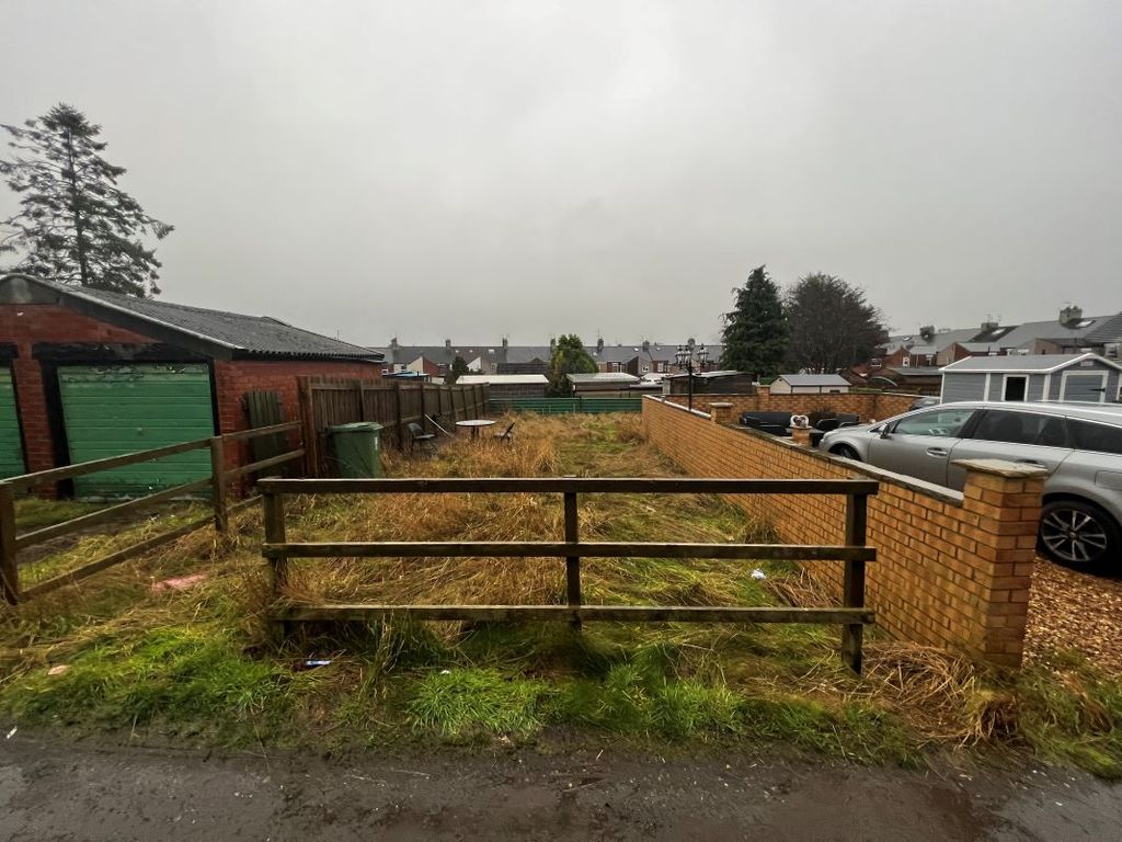 Property photo 2 of 2