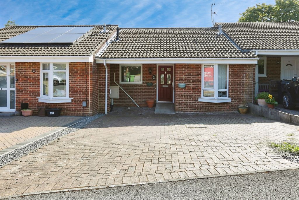 Property photo 2 of 16