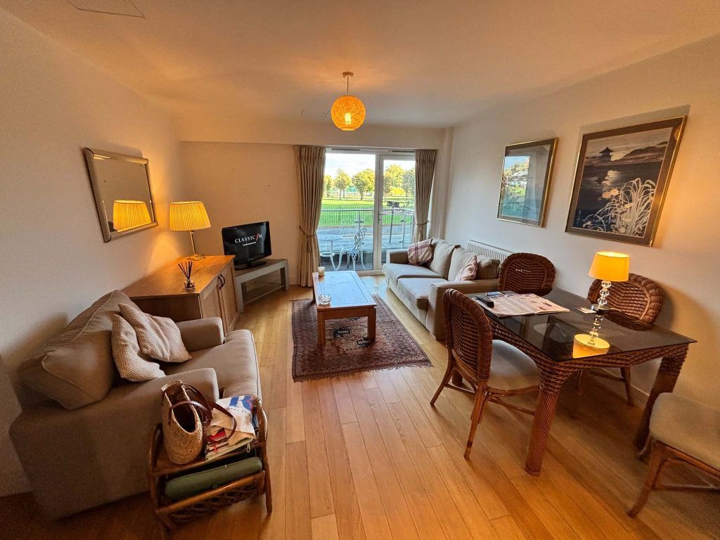 Property photo 2 of 12