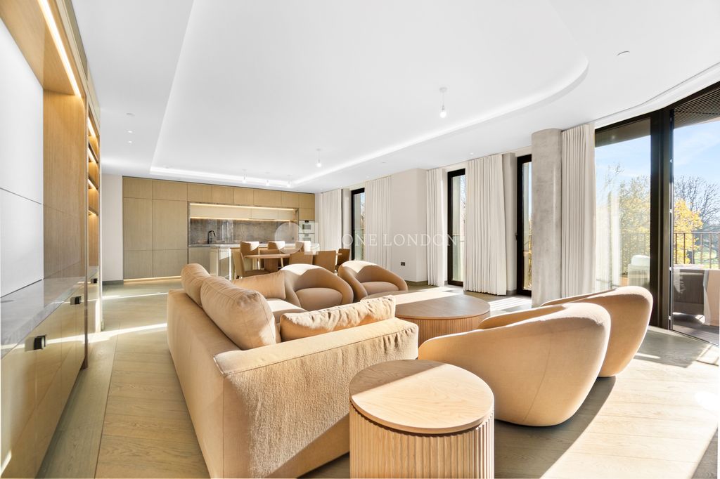 Property photo 2 of 46