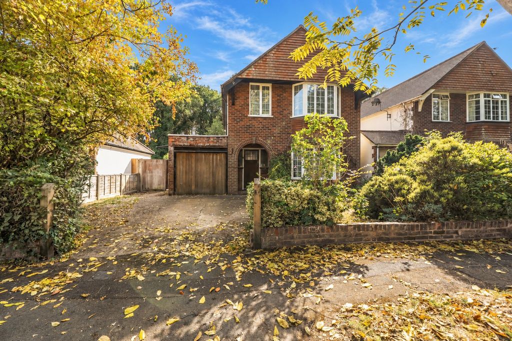 Property photo 1 of 18