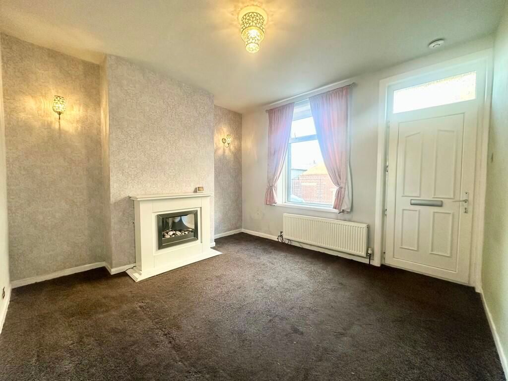 Property photo 2 of 26