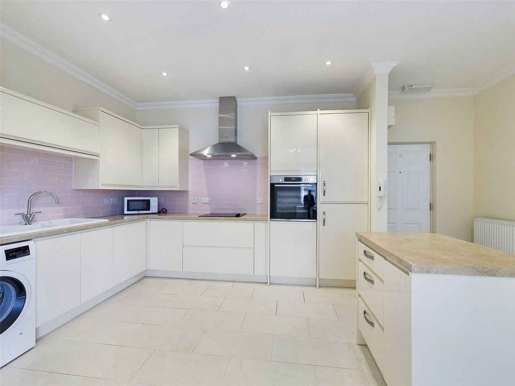 Property photo 2 of 17 Picture No. 07