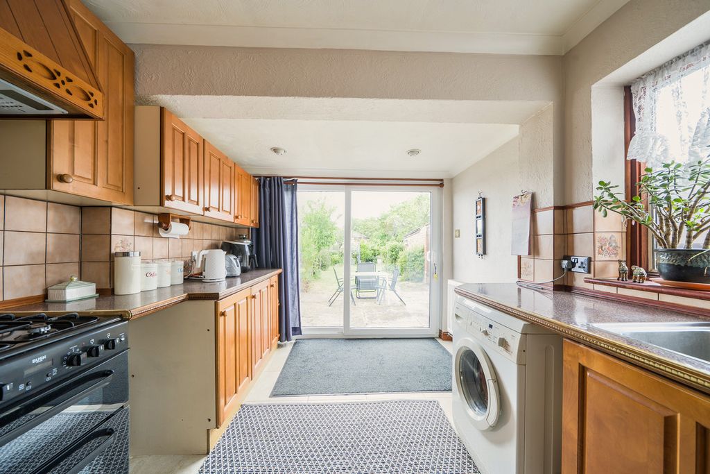 Property photo 3 of 14