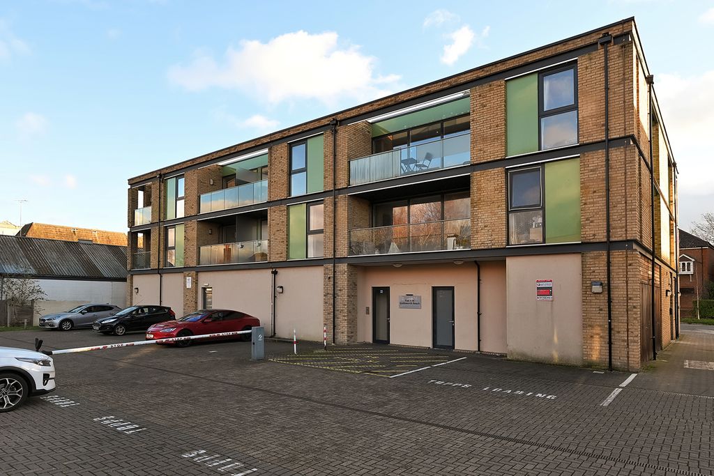 Property photo 1 of 10 Photo 1