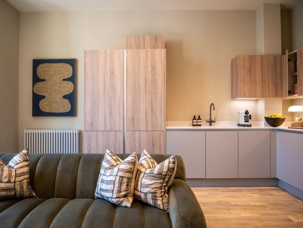Property photo 3 of 6 U0Hoa3x8Mesgglnart0Gvw.Jpg