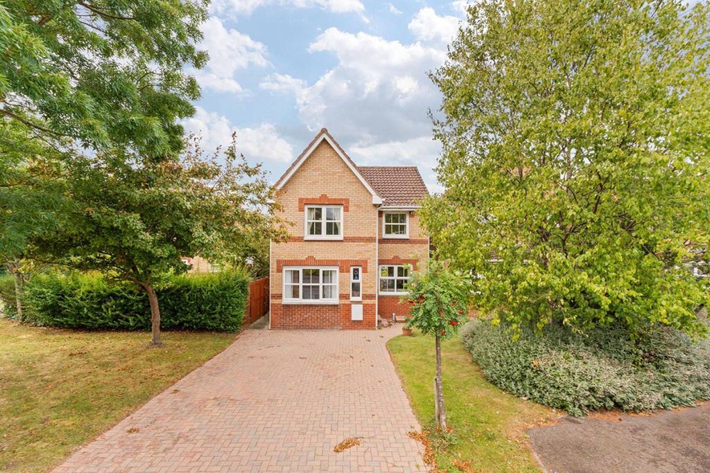 Property photo 1 of 27