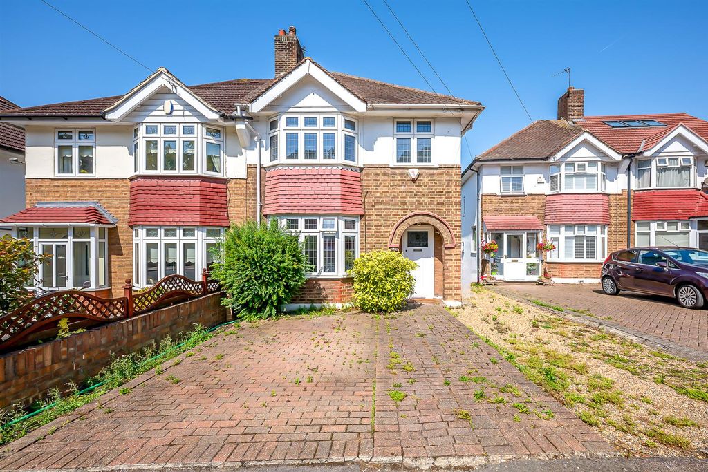 Property photo 1 of 12