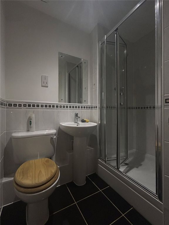 Property photo 2 of 11 Picture No. 26