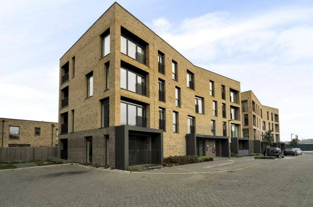 Property photo 1 of 13 Front Main