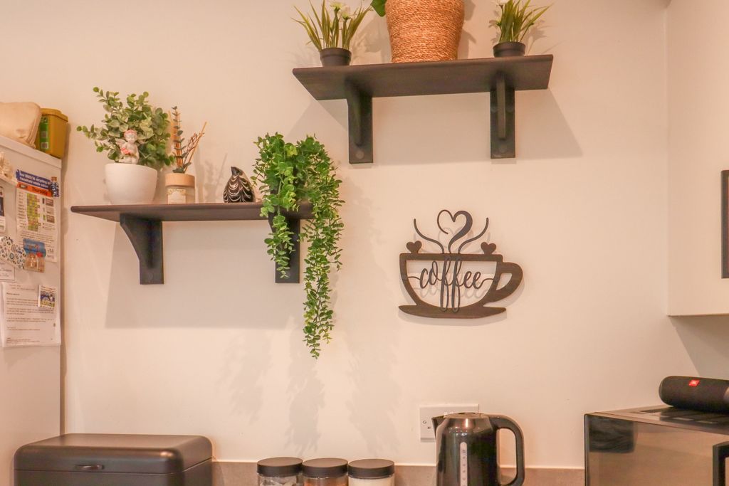 Property photo 3 of 25 4690527