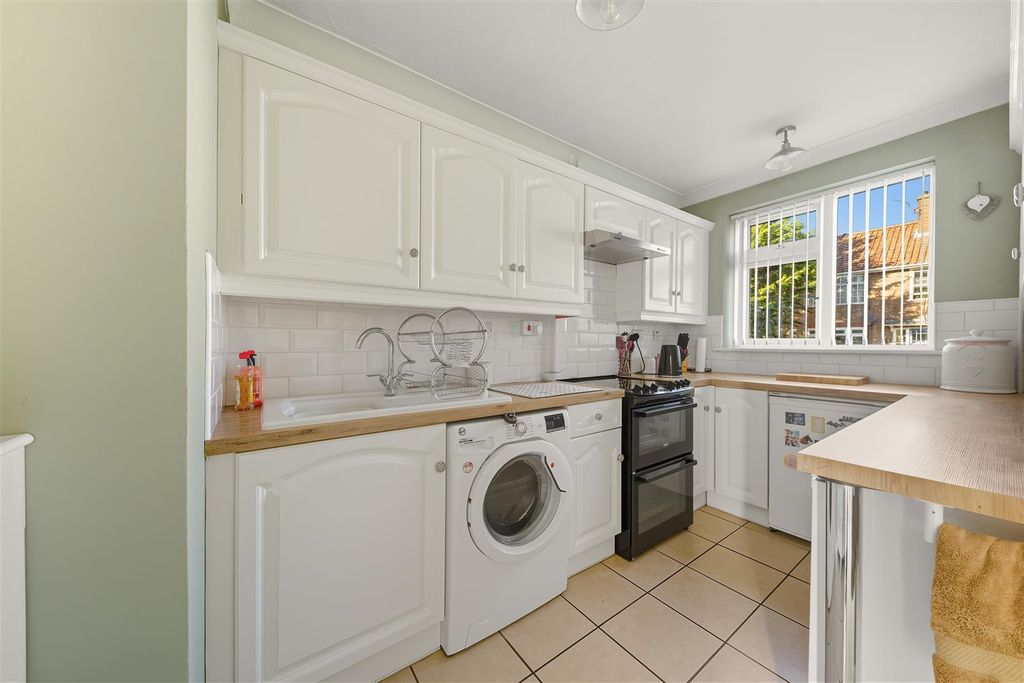 Property photo 2 of 14 Ba-4.Jpg