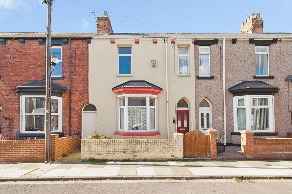 Property photo 1 of 8