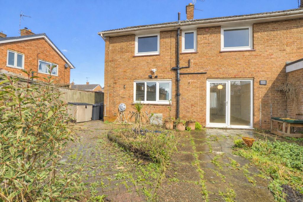 Property photo 2 of 16 7Ec6F80E-960c-4Bb9-8334-B5F1F7044336.Png