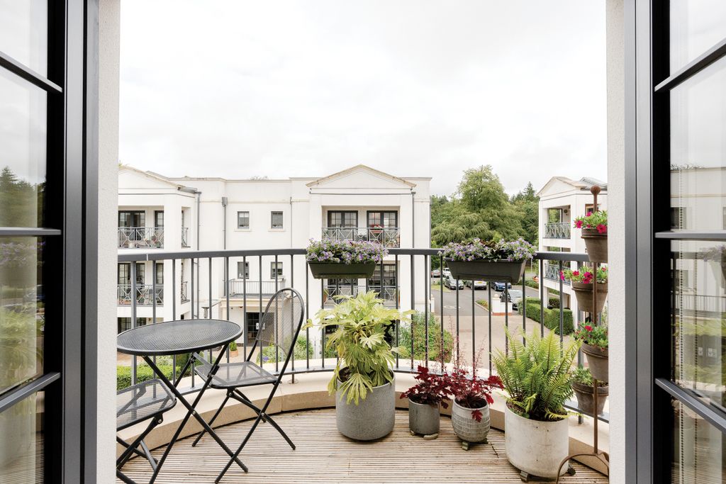 Additional image 5 of 2 bed flat for saleLyons Mews, 22 Redwood Drive, Bristol BS8