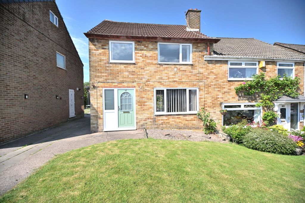 Property photo 2 of 23 17 Taywood Road, Hunger Hill, Bolton, Bl3 4Sj