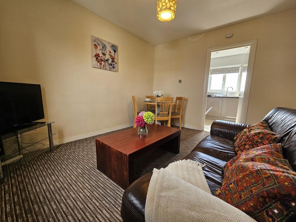 Property photo 2 of 12 New Lounge.Jpg