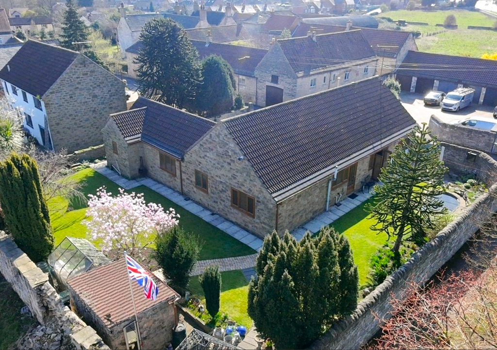 Property photo 1 of 41 Drone 3