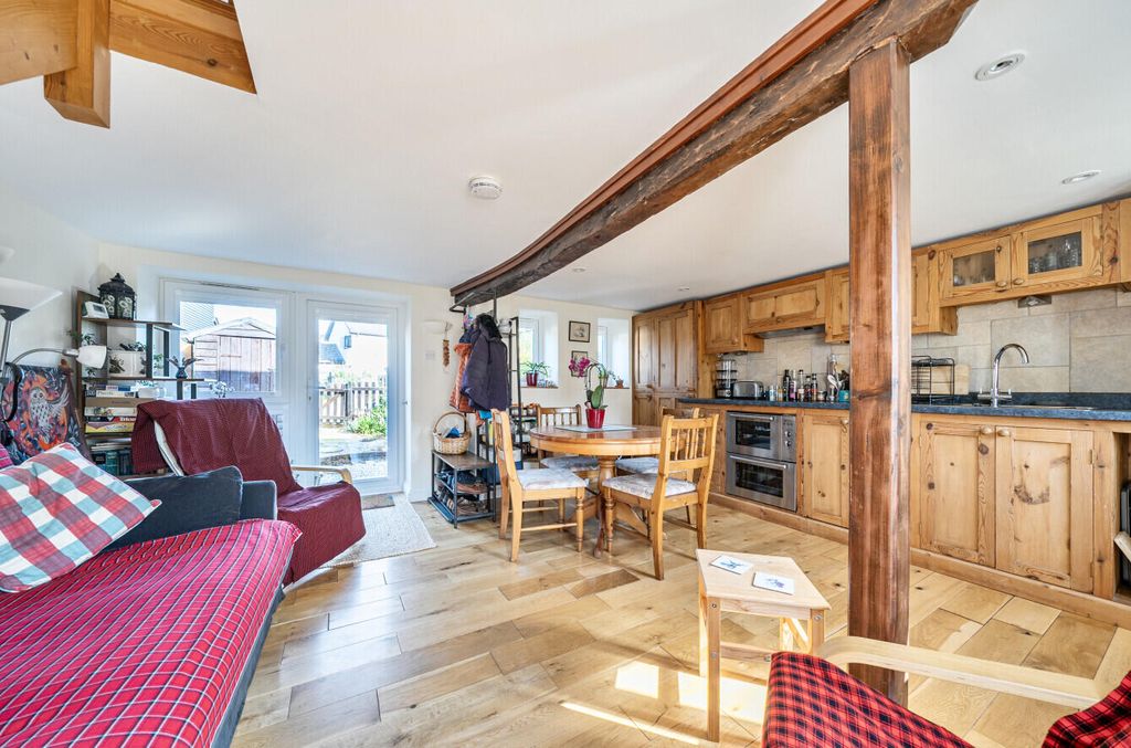 Property photo 3 of 16 Living/Kitchen/Diner