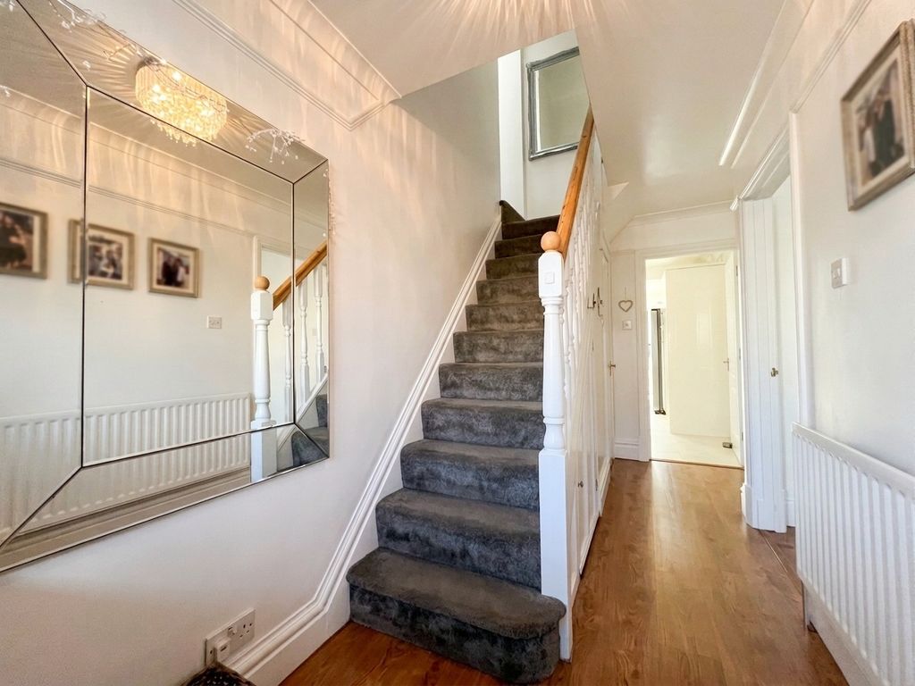 Property photo 2 of 35 5439601