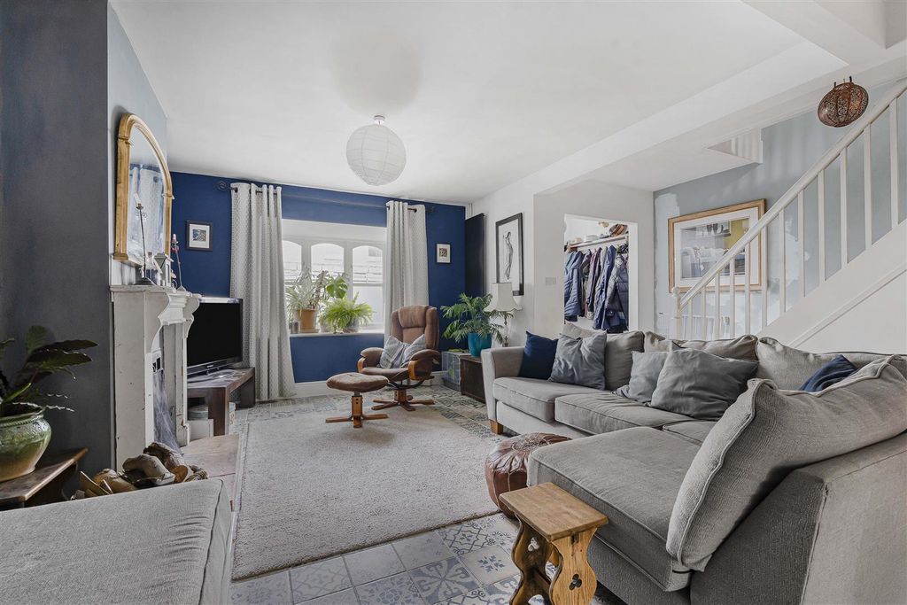 Property photo 3 of 30 23_64268.Jpg