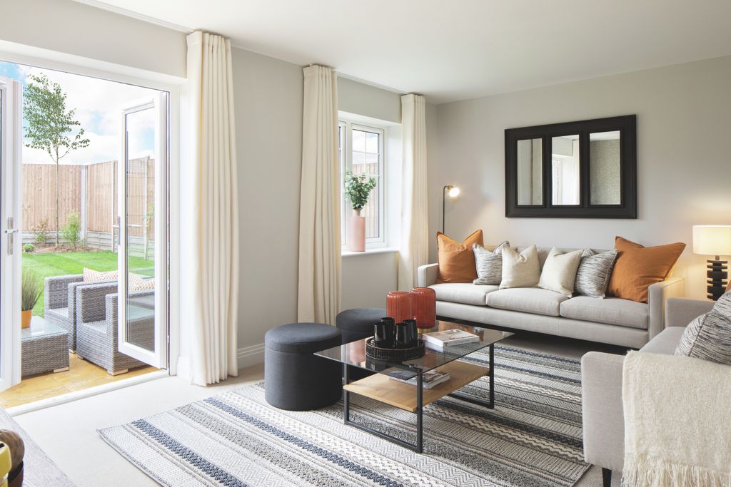 Property photo 2 of 8 Langmead Place