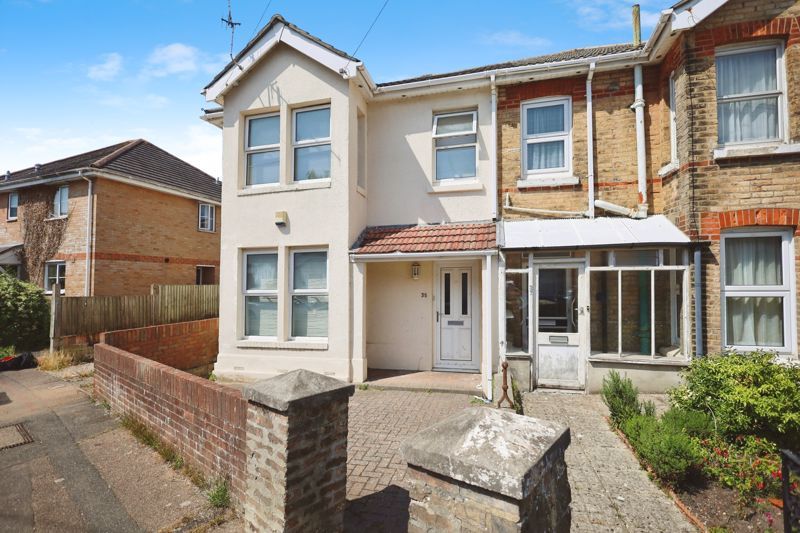 Property photo 1 of 9 Photo 9