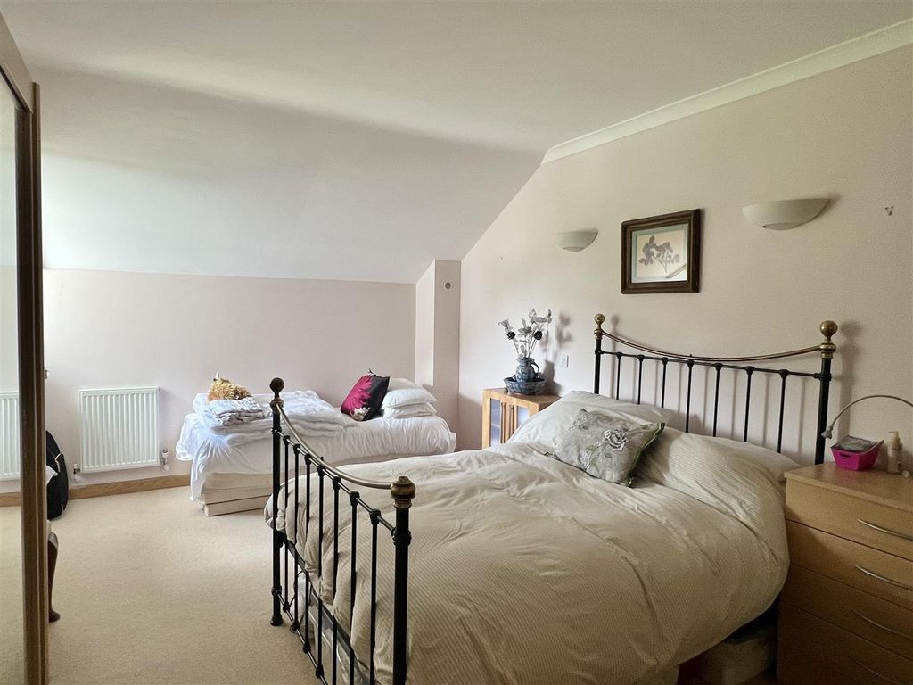 Additional image 22 of 3 bed flat for saleSea Road, Carlyon Bay, Carlyon Bay PL25