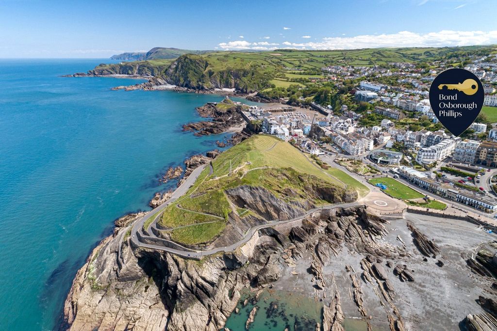 Property photo 2 of 12 Picture No. 23