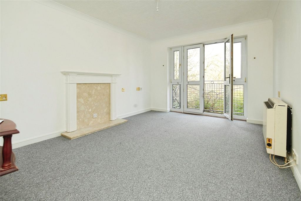 Property photo 2 of 12 Living Room